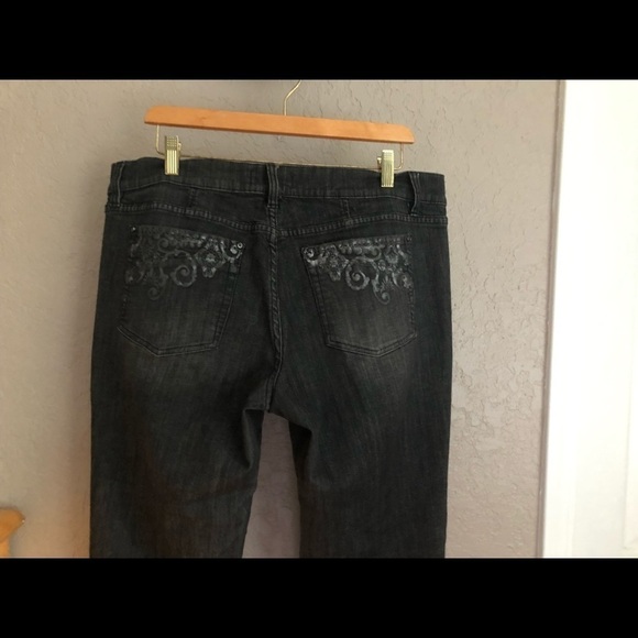 White House black Market jeans with silver tone appliqué - Picture 5 of 8